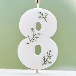 Witte Kaars 8 Jaar Gebladerd 5cm